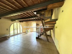 Montemurlo: porzione di colonica in classe A4 - 5