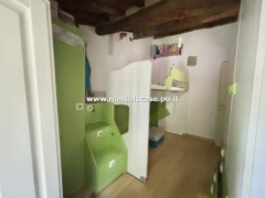 Montemurlo: porzione di colonica in classe A4 - 10