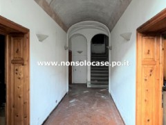 Montemurlo: Villa indipendente libera su 4 lati con giardino e garage - 6